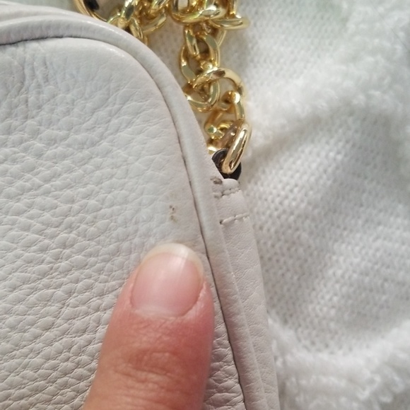 Michael Kors Hamilton white small crossbody - Picture 5 of 8